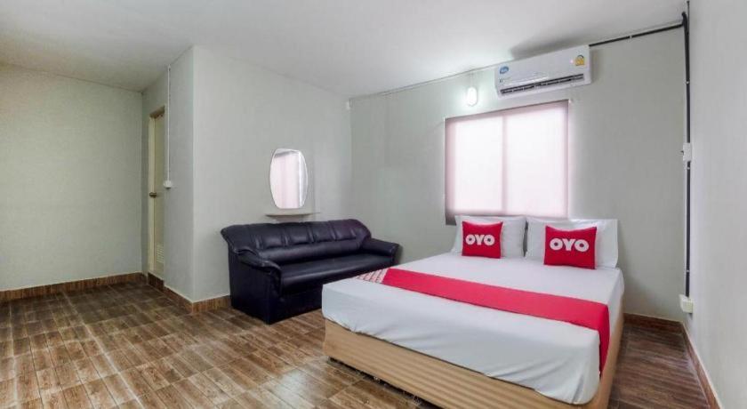 Oyo 1066 Encore Sea Side Pattaya Exterior foto