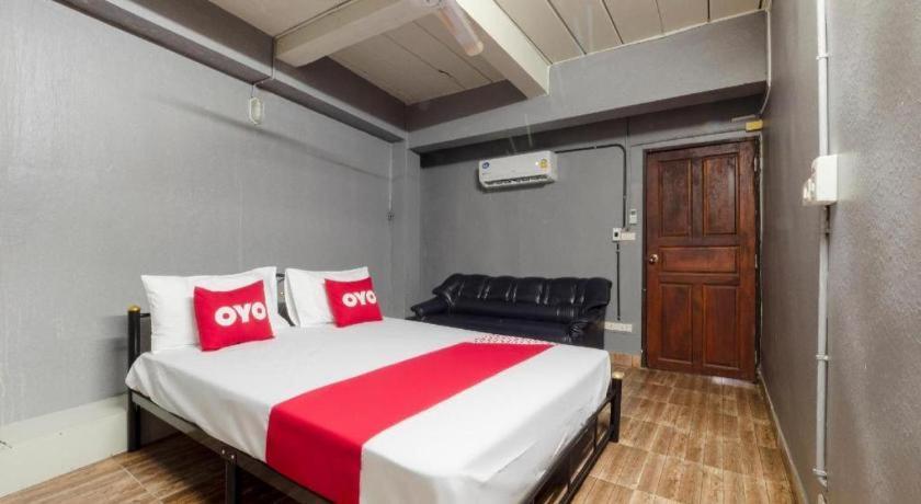 Oyo 1066 Encore Sea Side Pattaya Exterior foto